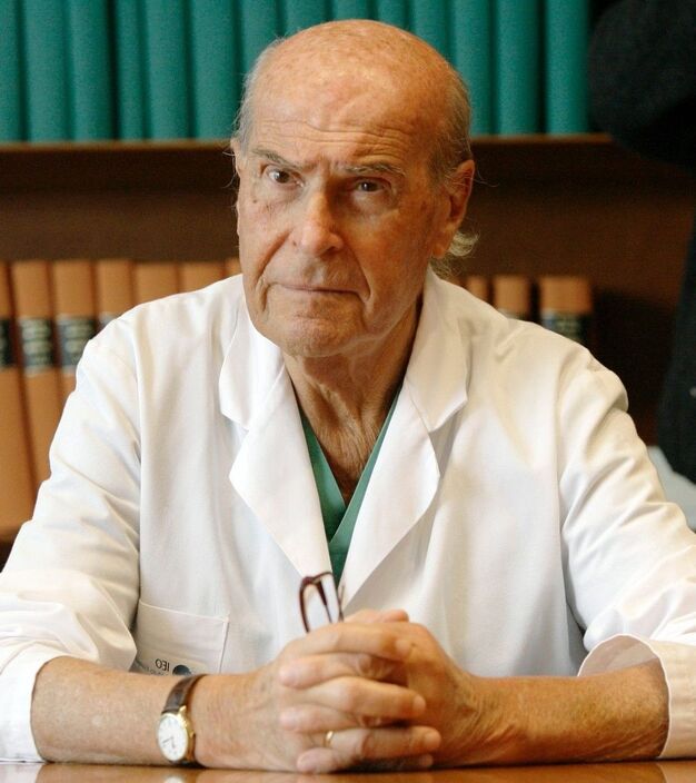 Medico Reumatologo Giovanni